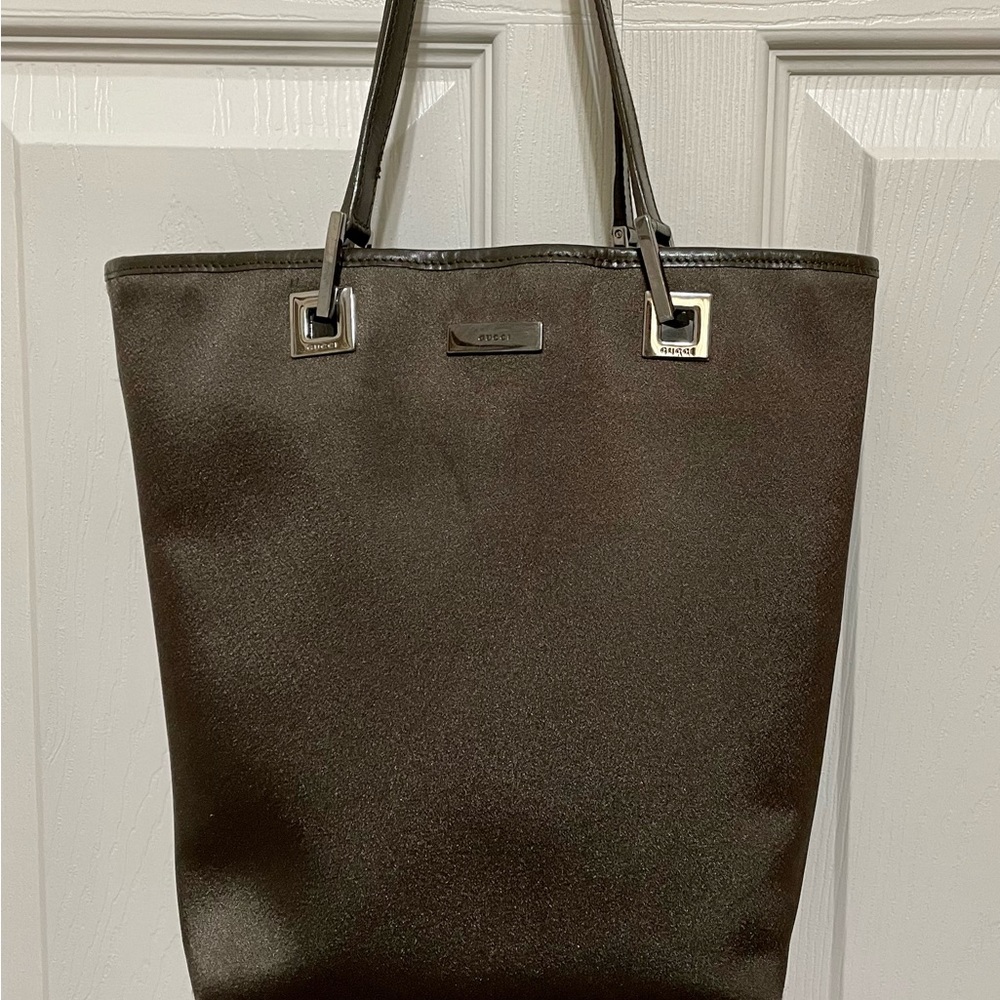Authentic GUCCI BROWN HANDBAG